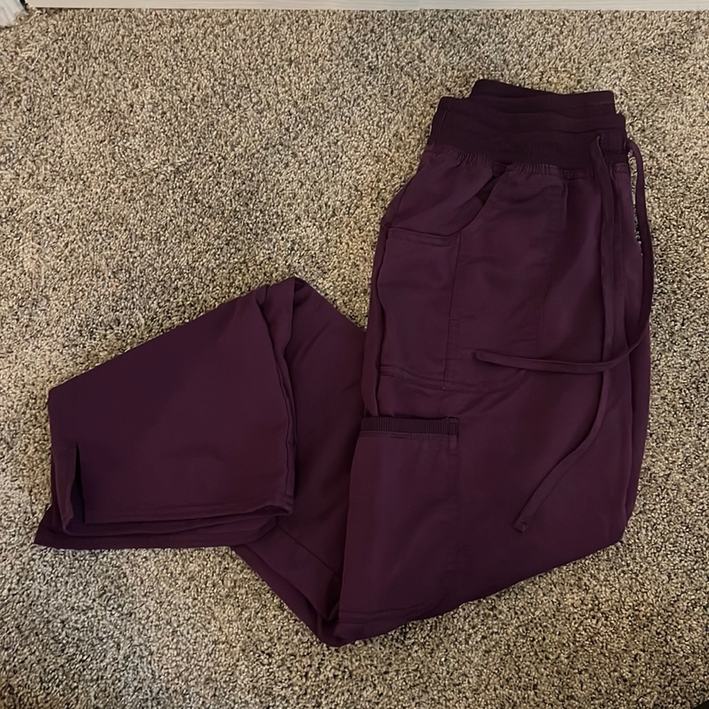 scrub star pants